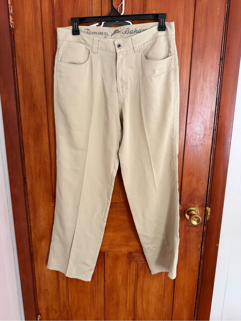 Tommy Bahama Men’s Cream/Tan Chinos Size: 34x32
